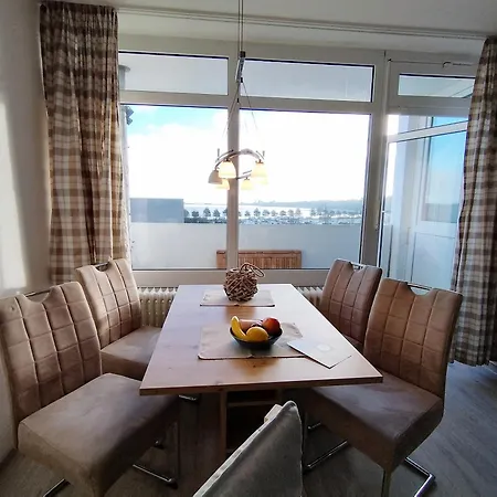 Q03-008 Апартаменты