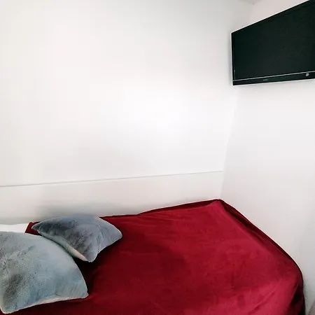 Апартаменты Q03-008